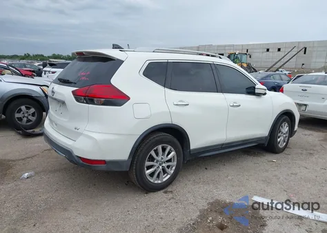 2017 Nissan Rogue Sv z USA, uszkodzony, nr VIN 5N1AT2MT7HC881975